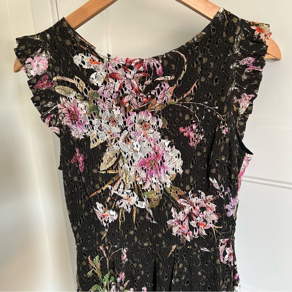Gorgeous Lace Floral Dress - Picture 2 of 9